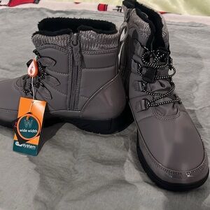 A must have Gray Sporto boots great for the winter months